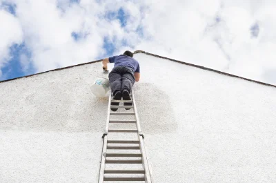 Peinture extérieure à Jallans — façades et ravalement